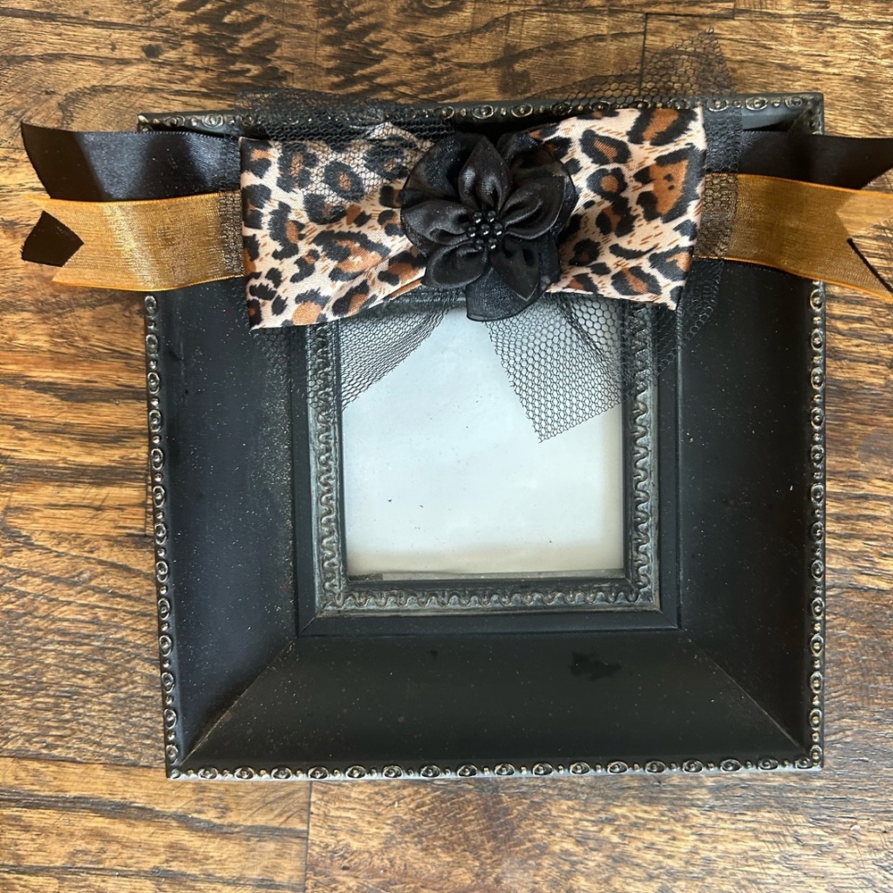 Leopard Picture Frame
